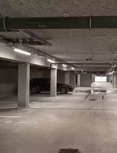 secure hotel parking at OSKO near Toulouse-Blagnac Airport