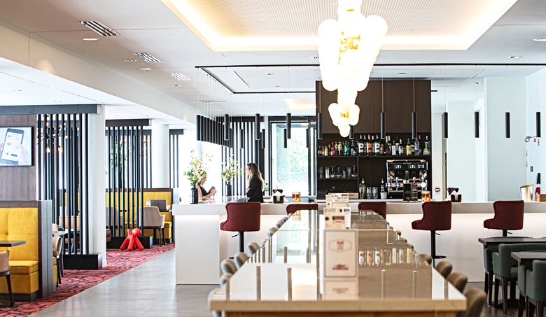 large osko restaurant bar